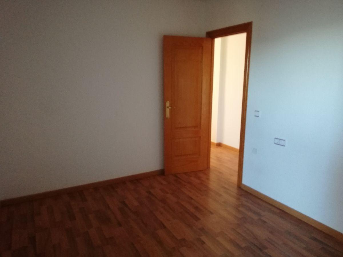 Venta de piso en Lucainena de las Torres