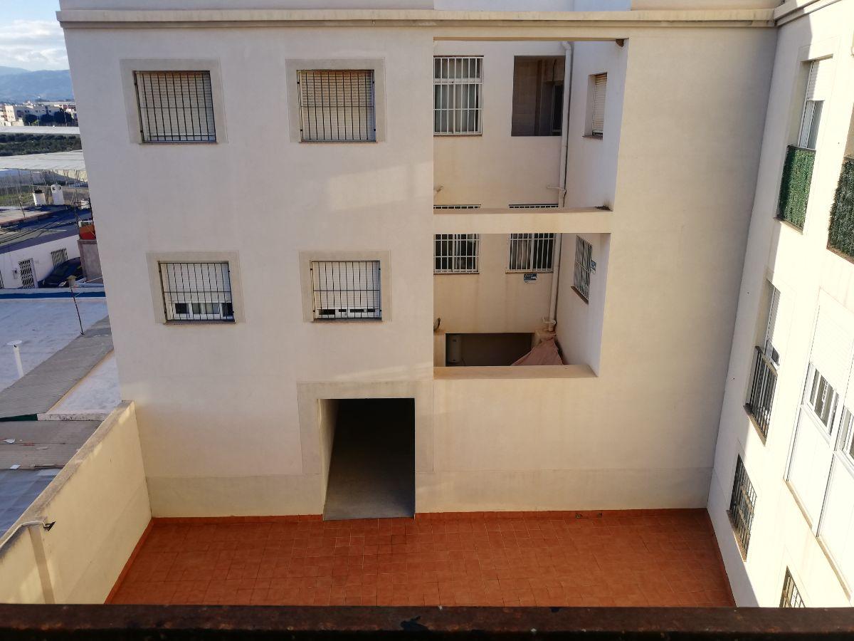 For sale of flat in Almería