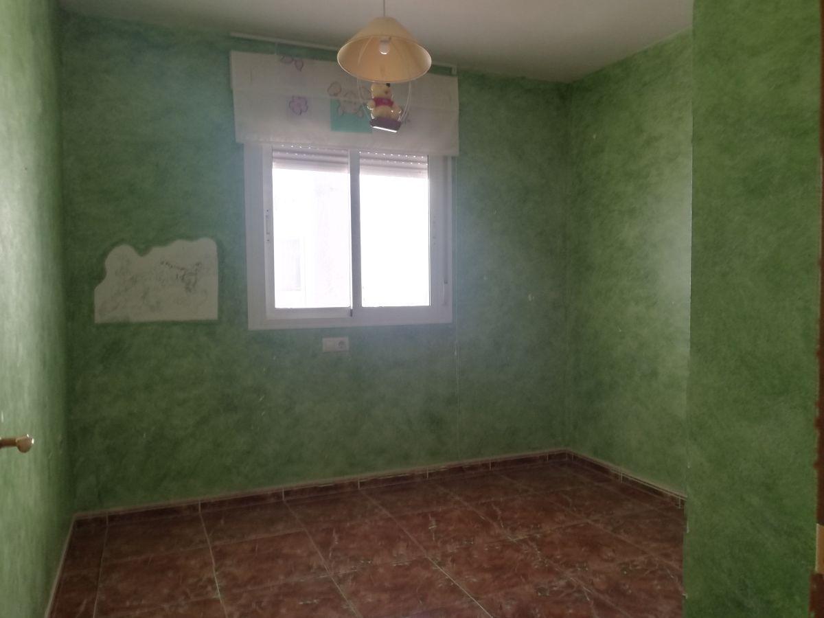 For sale of flat in Almería