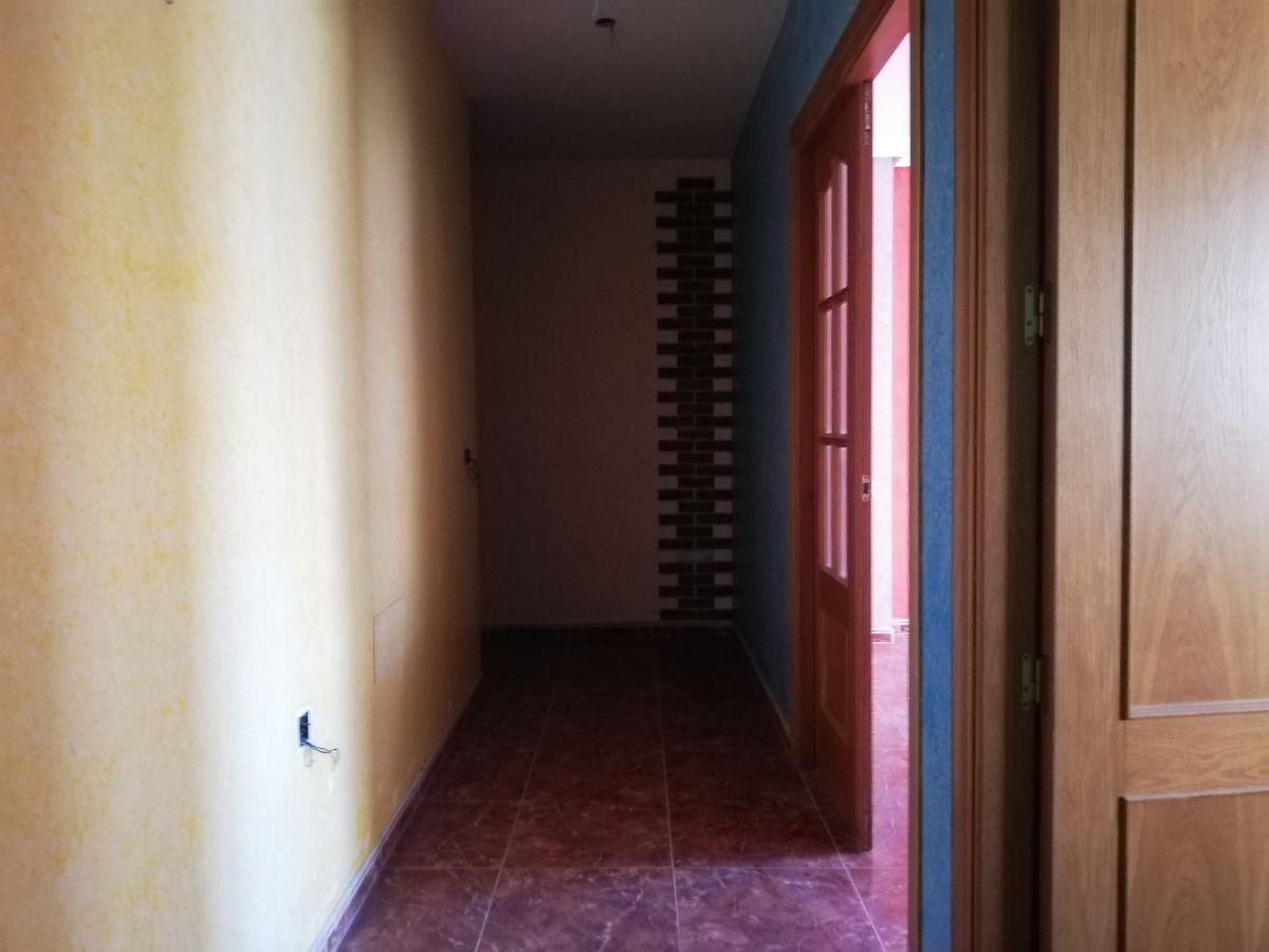 For sale of flat in Almería