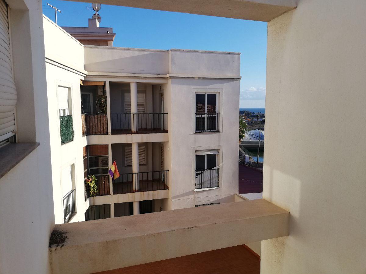 For sale of flat in Almería