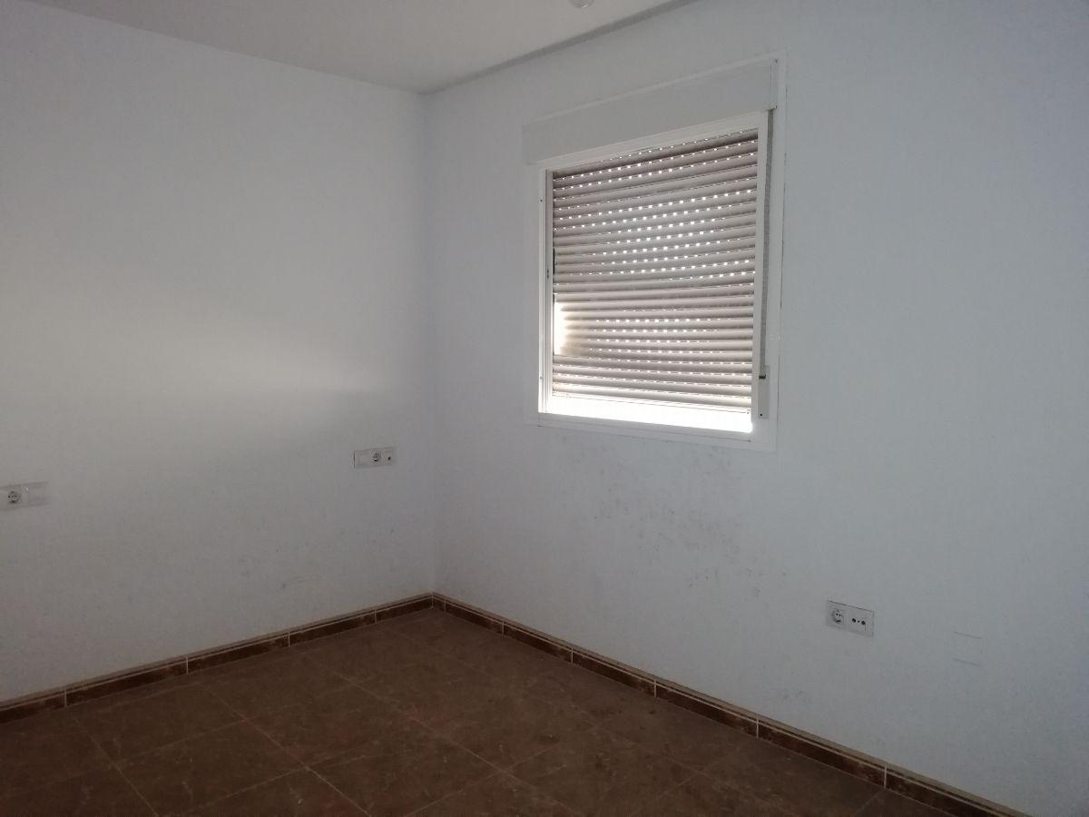For sale of flat in Almería