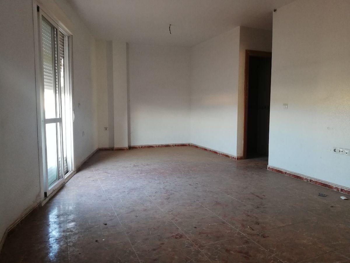For sale of flat in Almería