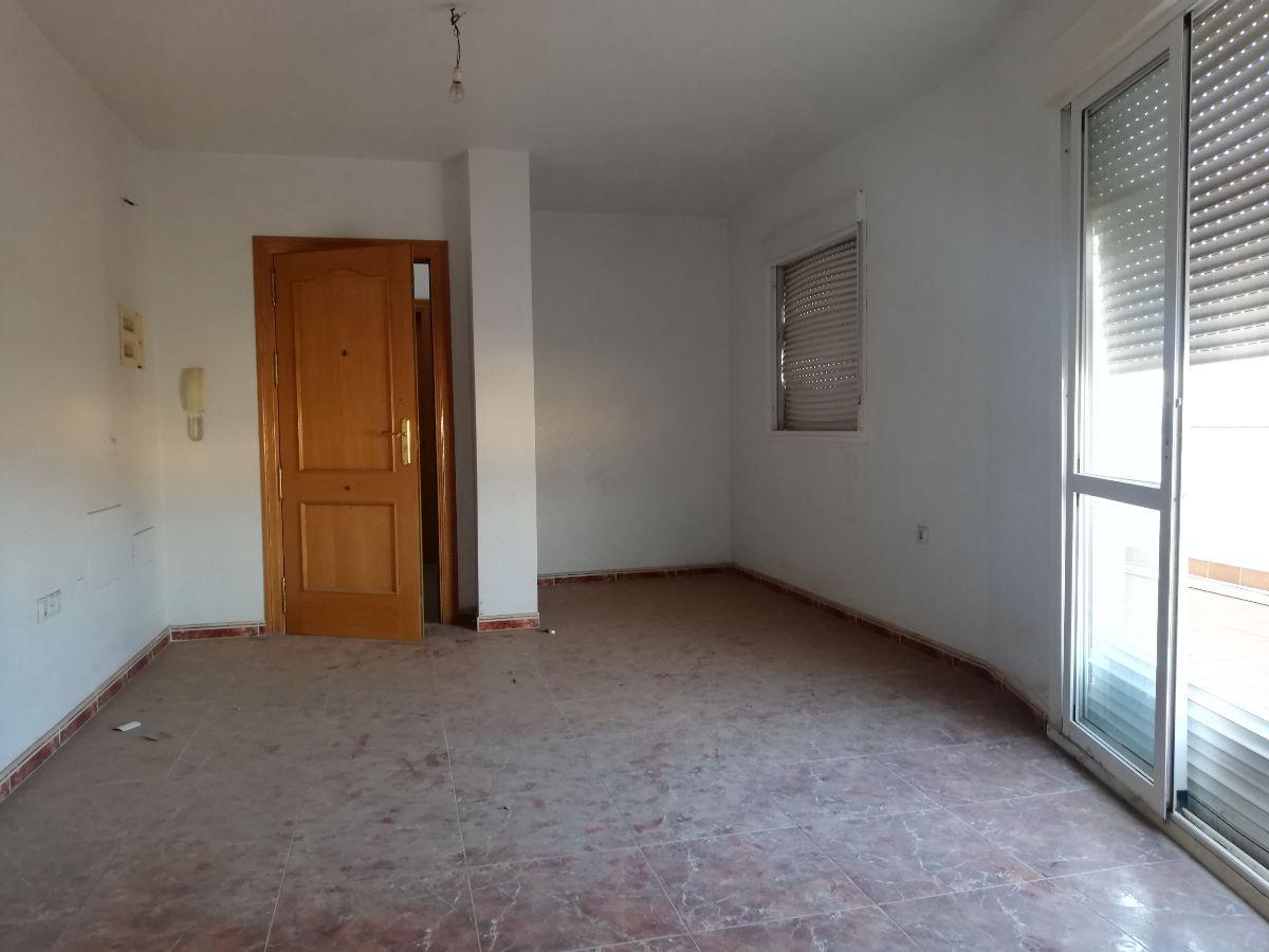 For sale of flat in Almería