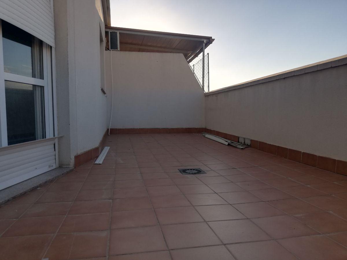 For sale of flat in Almería