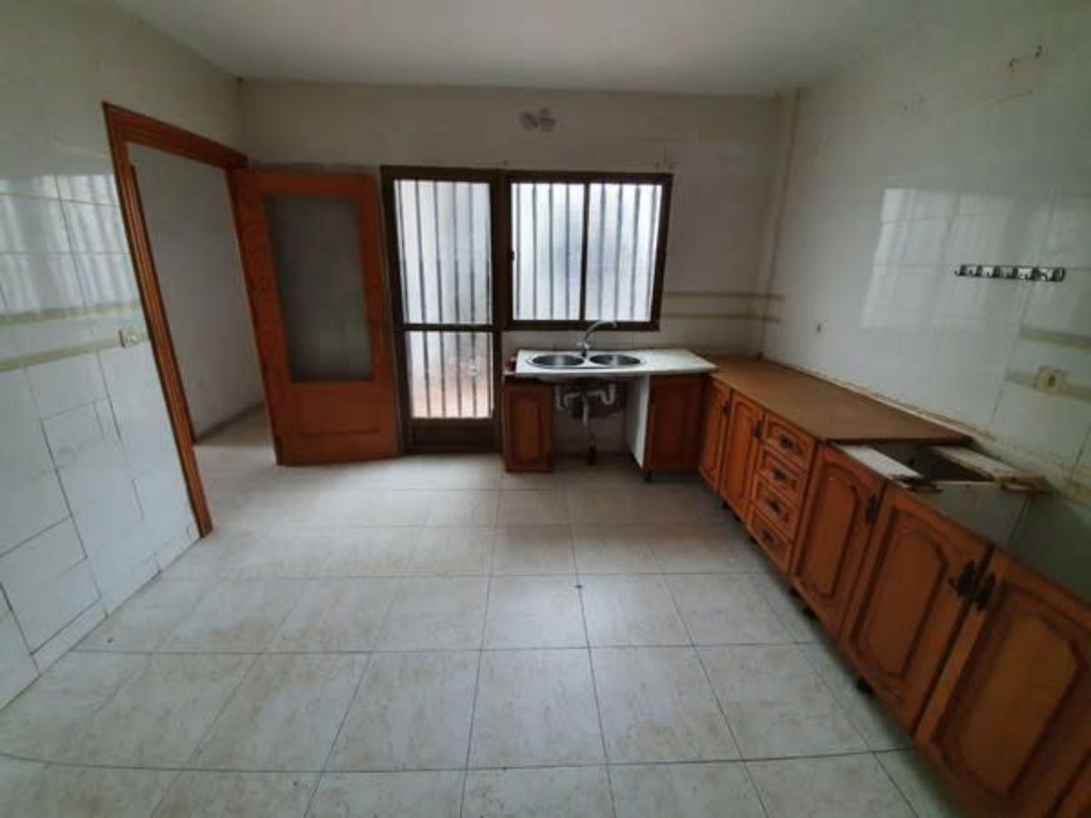 For sale of flat in Níjar