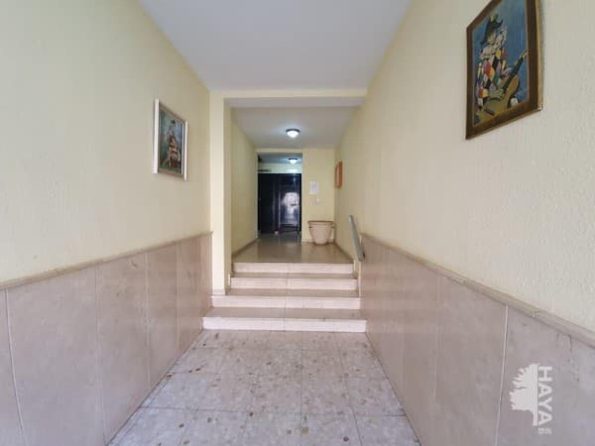 For sale of flat in Almería