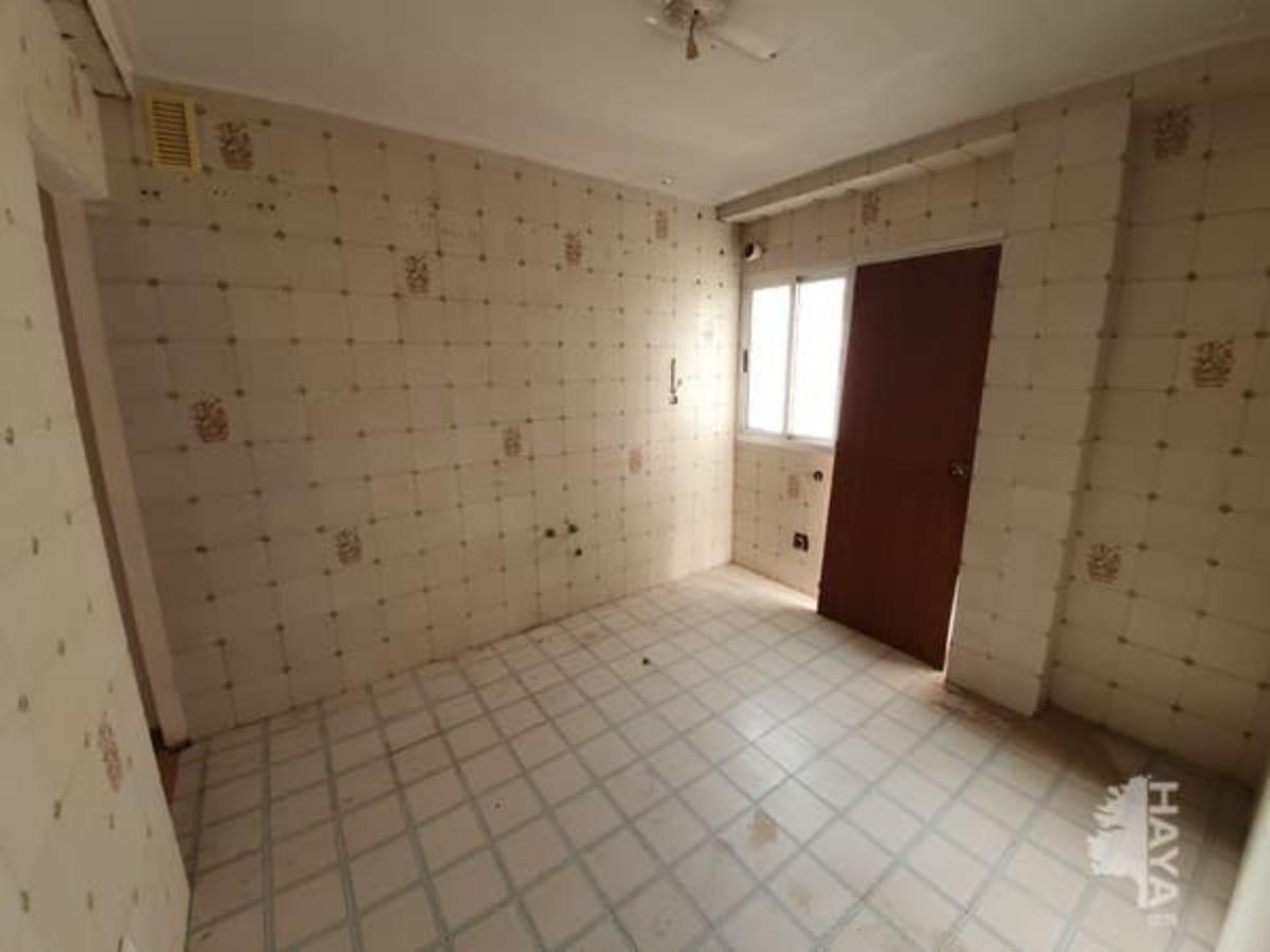 For sale of flat in Almería