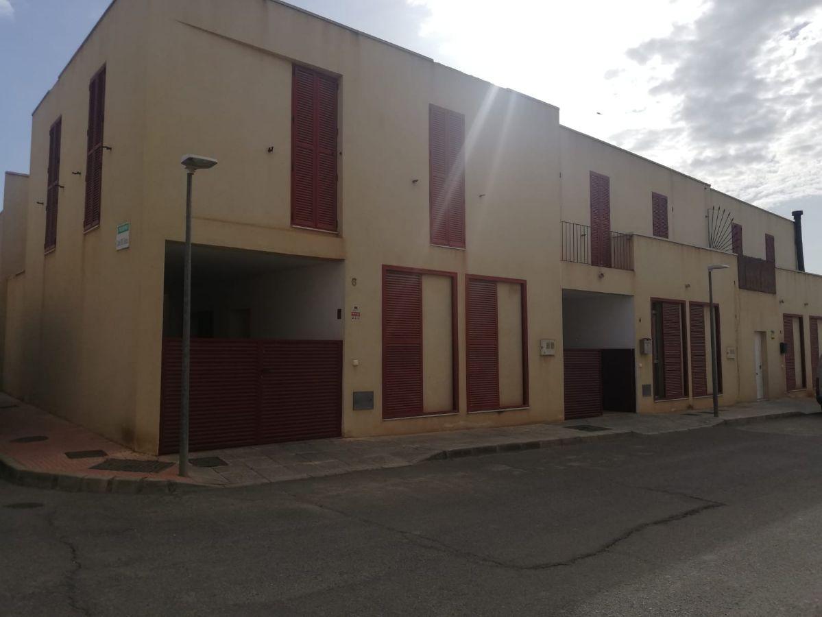 For sale of duplex in Tabernas