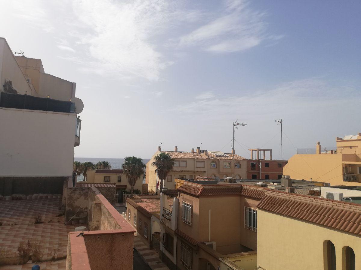 For sale of house in Roquetas de Mar