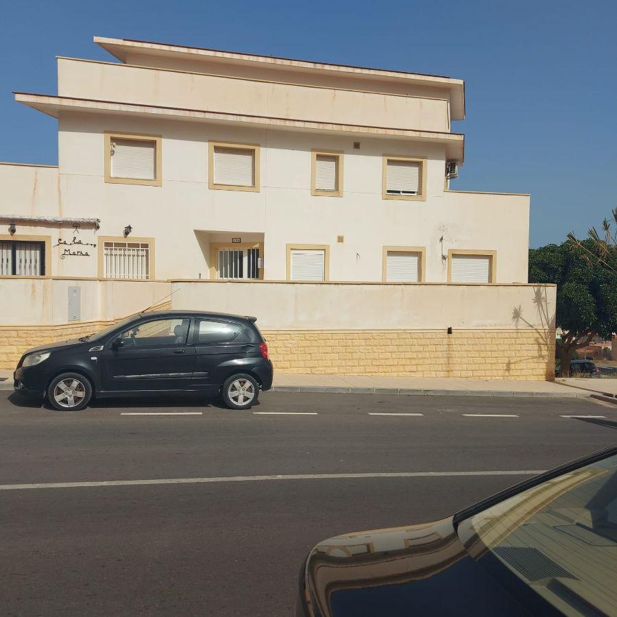 For sale of flat in Carboneras