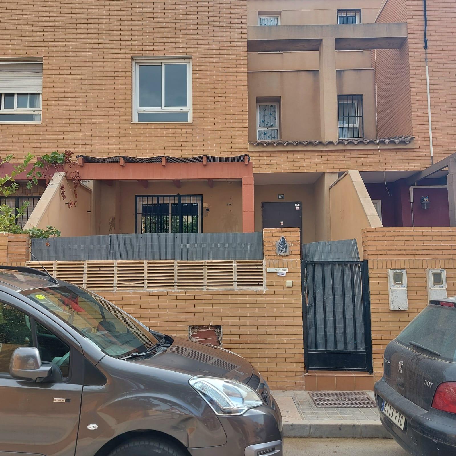 For sale of duplex in Huércal de Almería