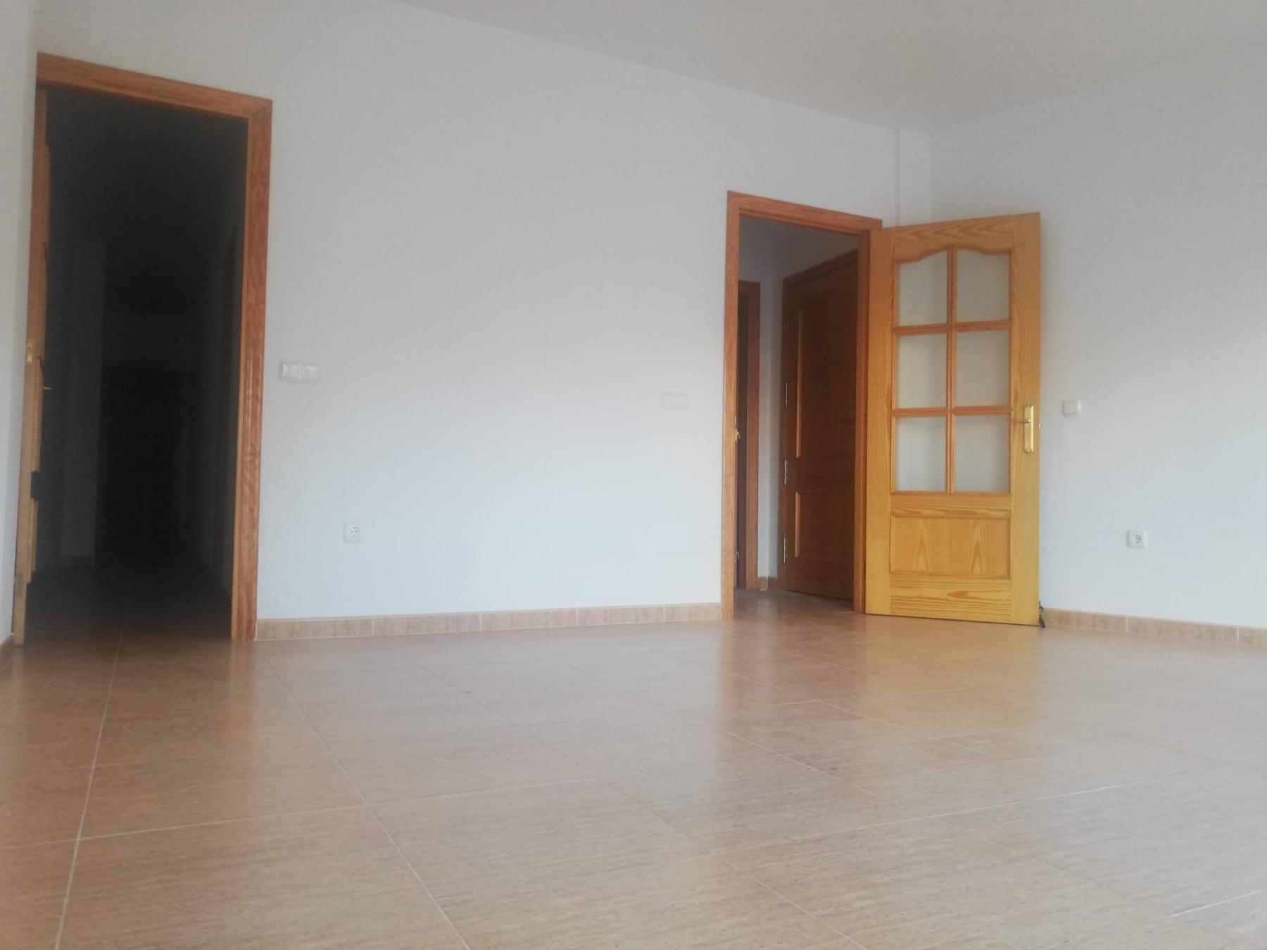 For sale of flat in Almería