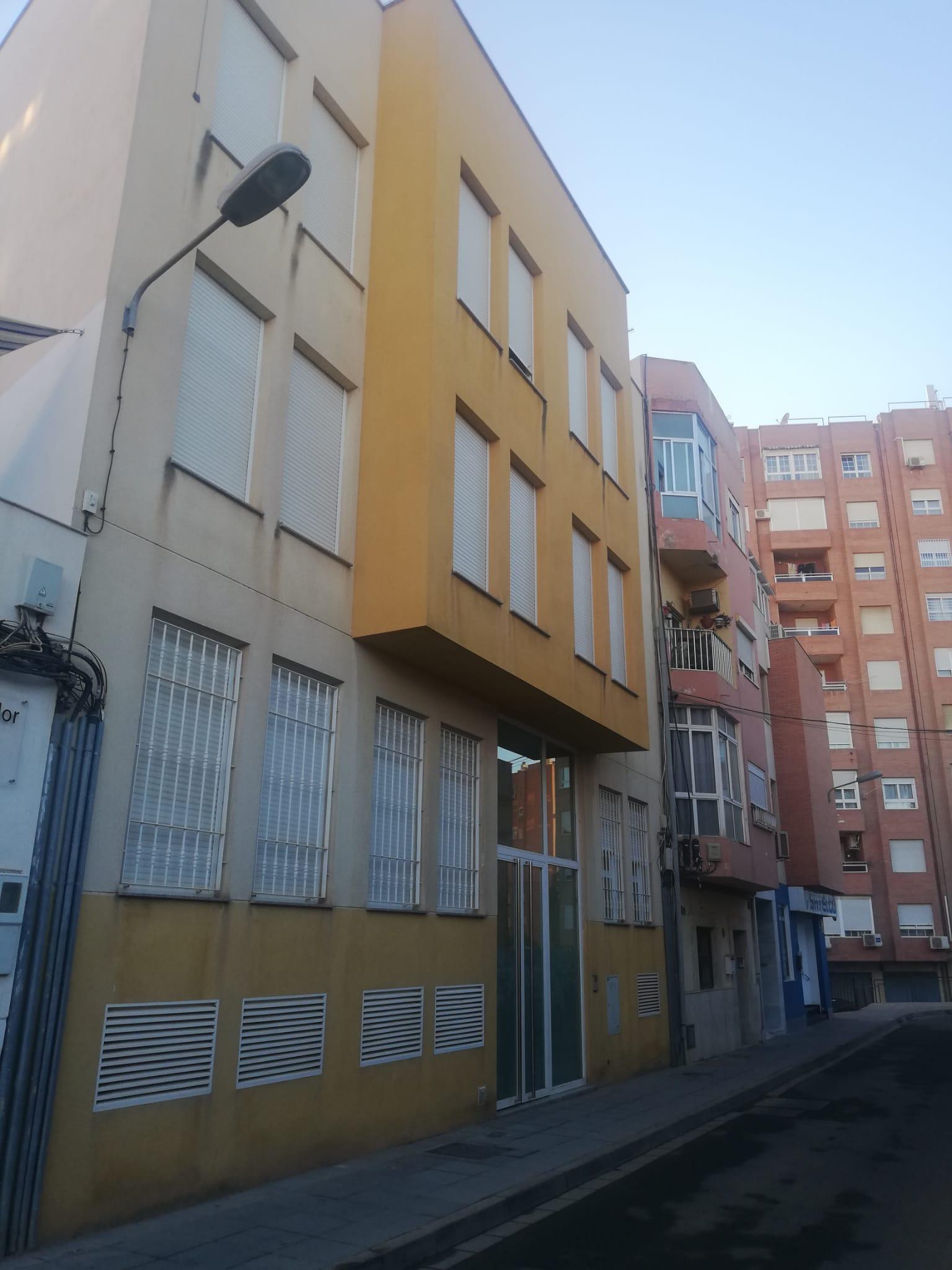 For sale of flat in Almería