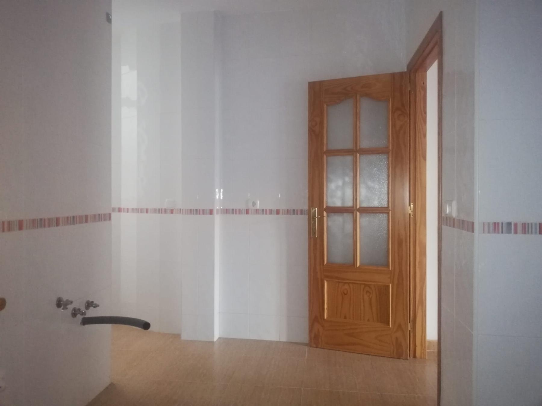 For sale of flat in Almería