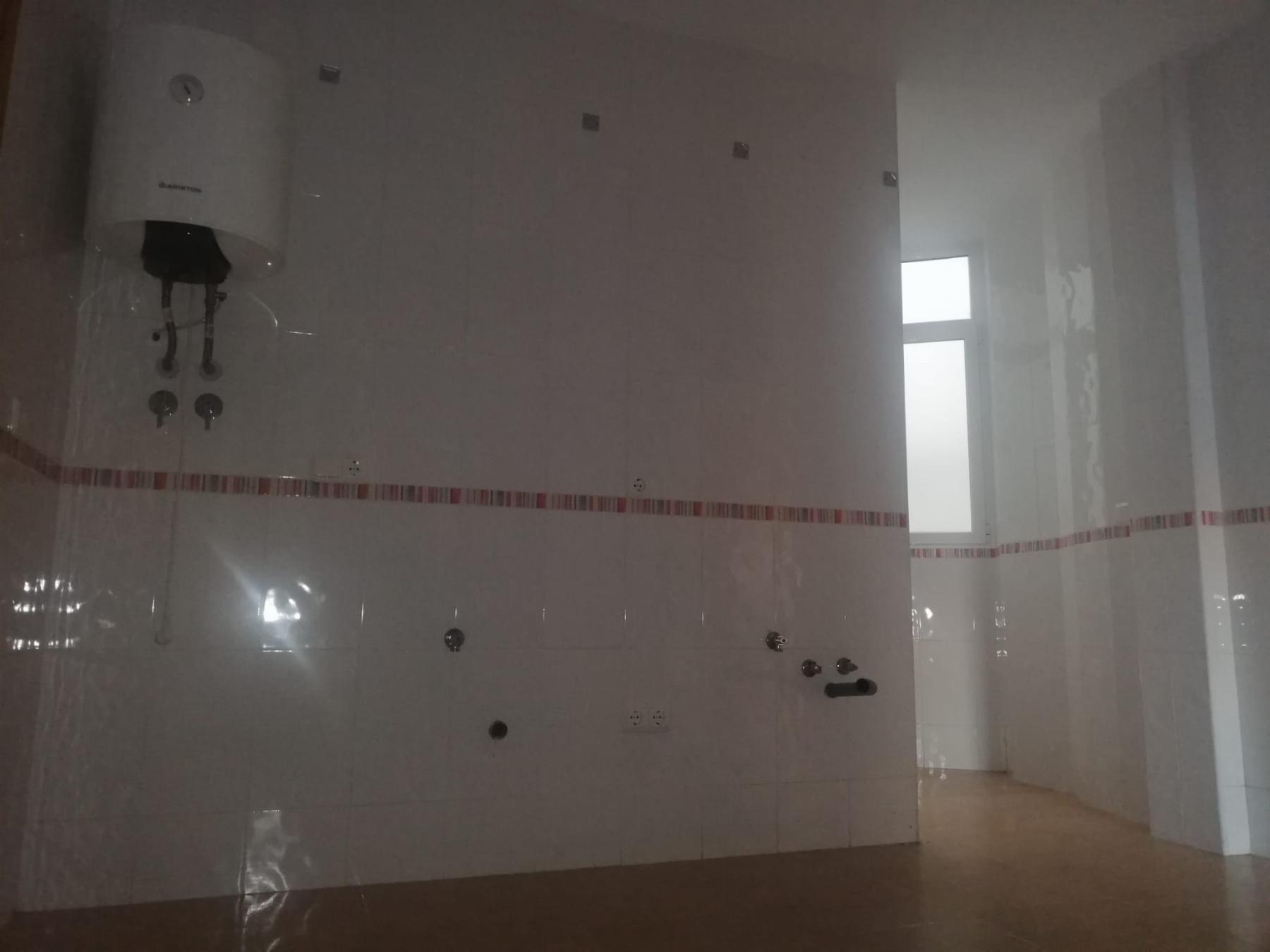 For sale of flat in Almería