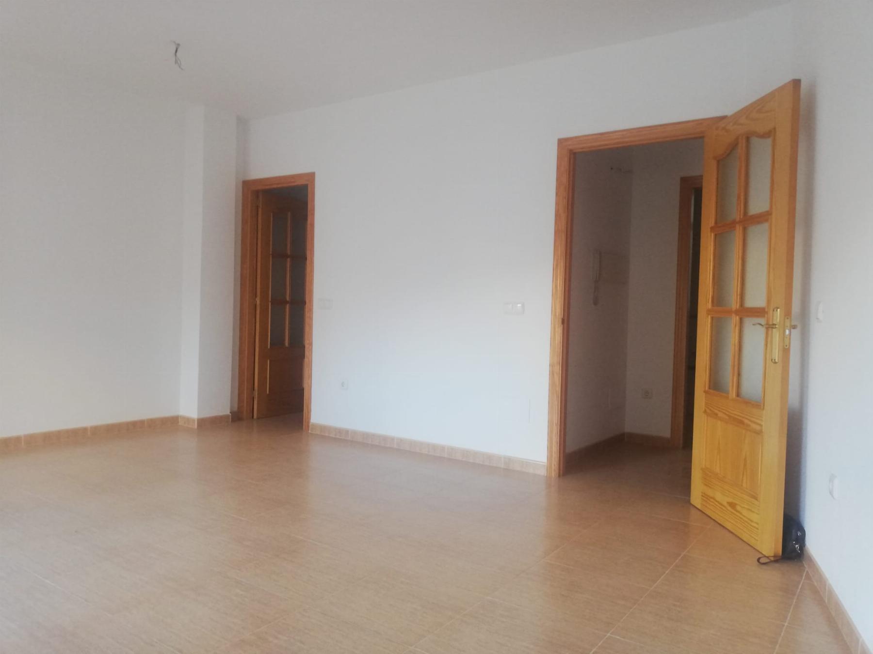 For sale of flat in Almería
