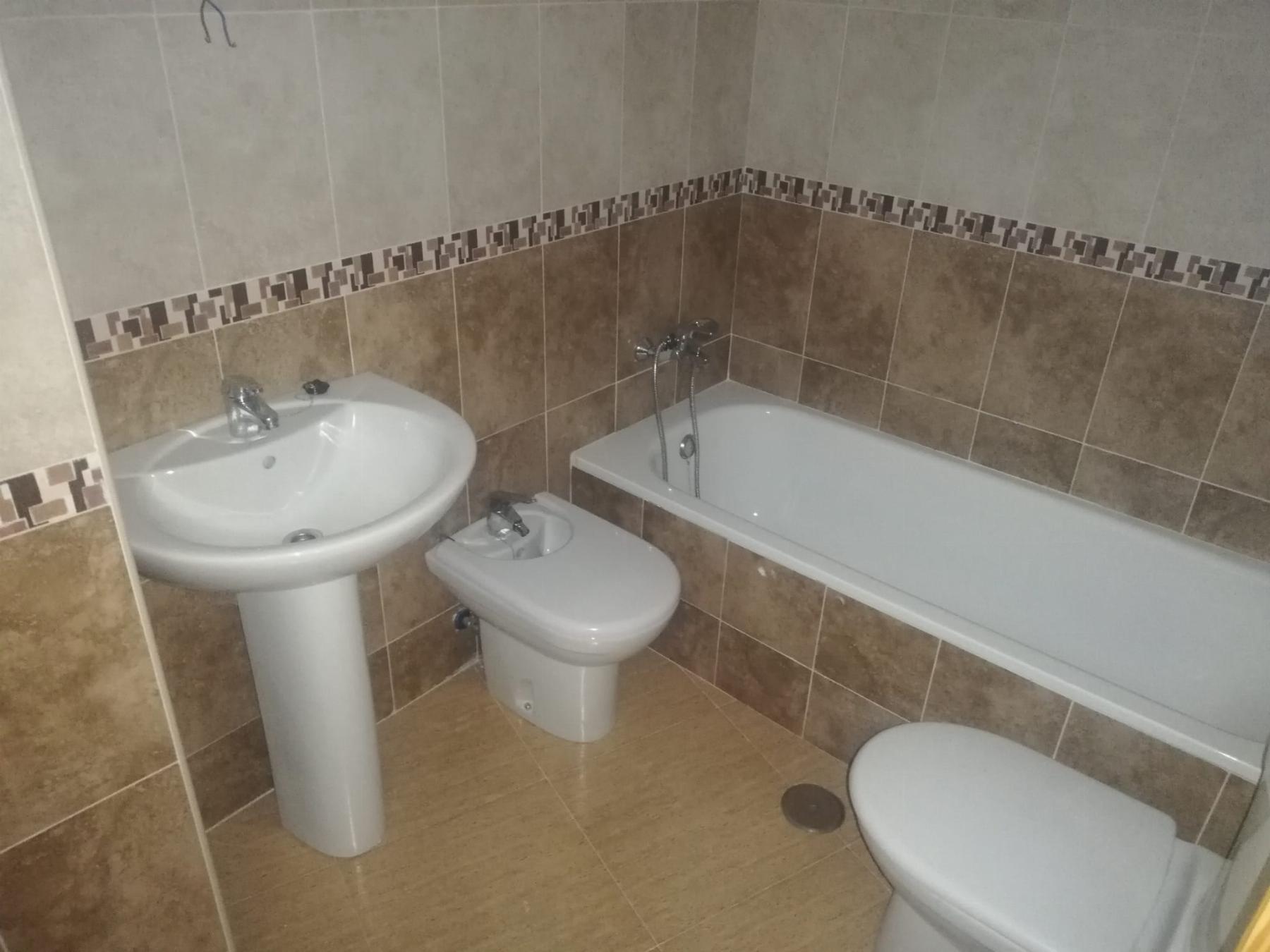 For sale of flat in Almería