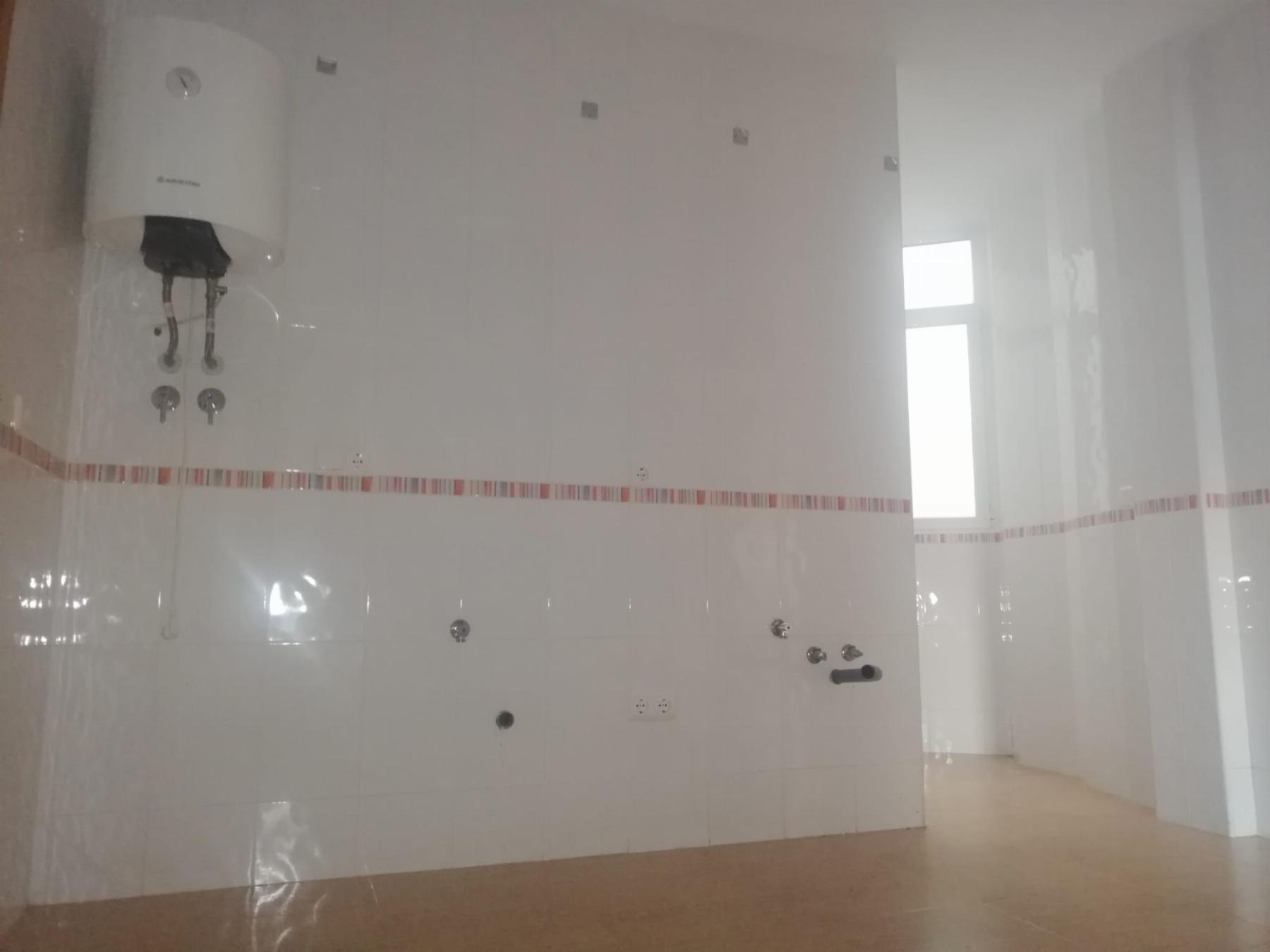 For sale of flat in Almería