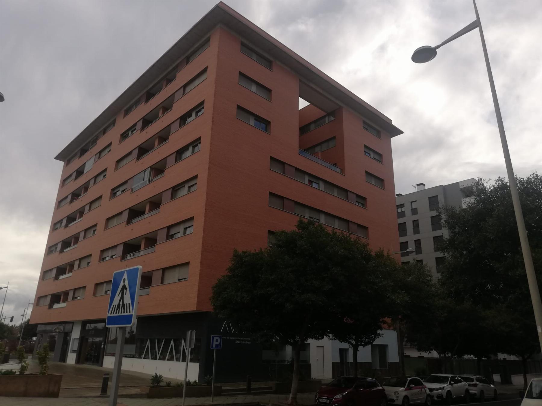For sale of garage in Almería