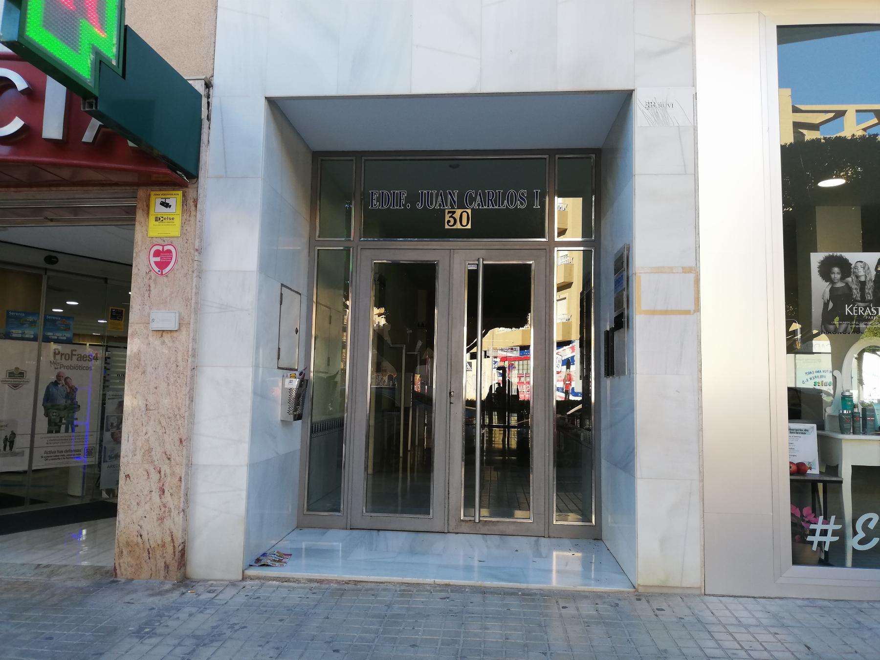 For sale of office in El Ejido