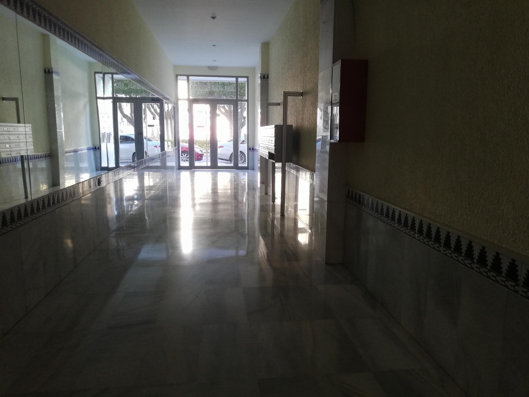 For sale of office in El Ejido
