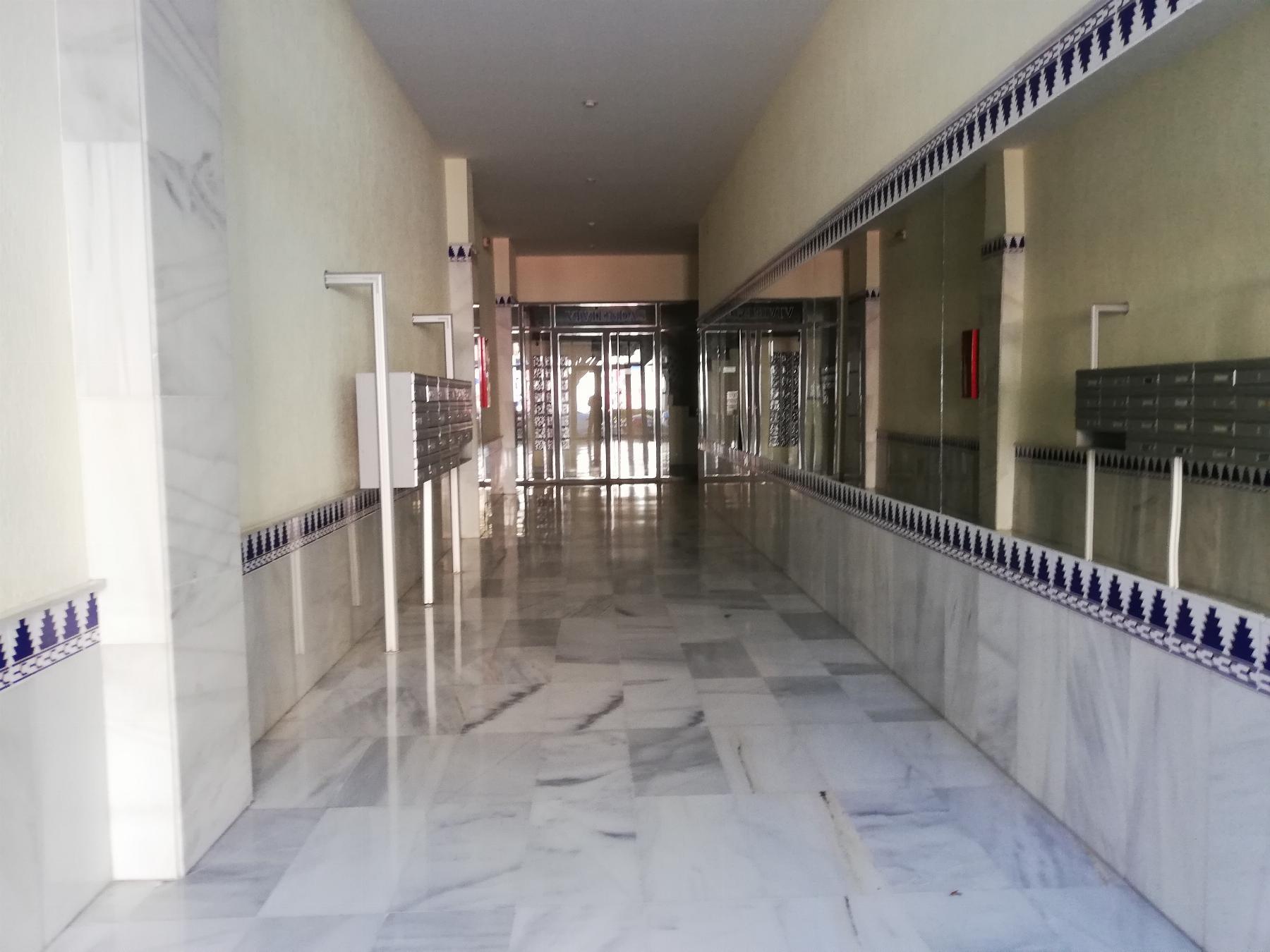 For sale of office in El Ejido