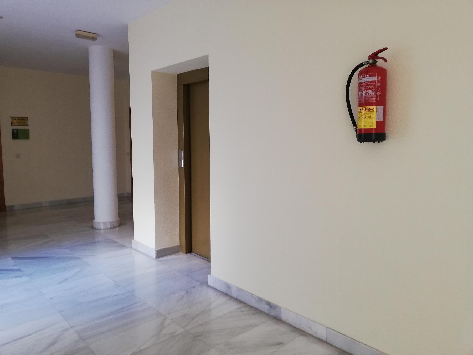 For sale of office in El Ejido