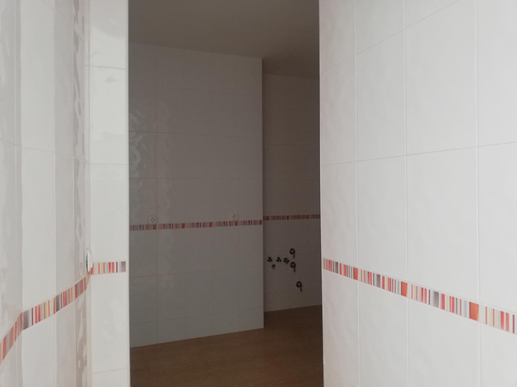 For sale of flat in Almería
