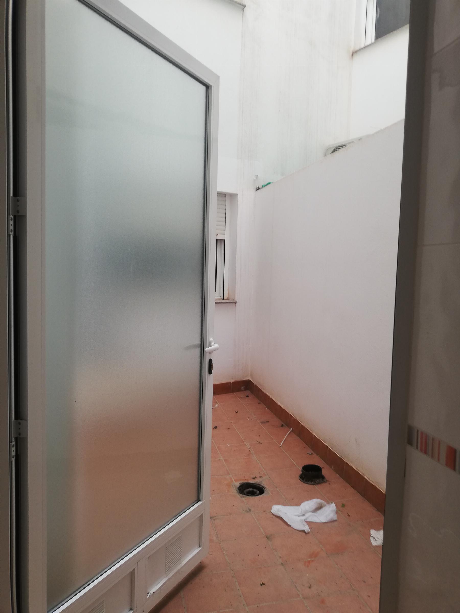 For sale of flat in Almería