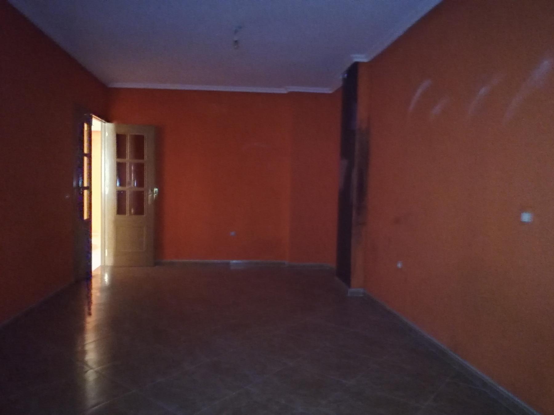 For sale of flat in Alhama de Almería