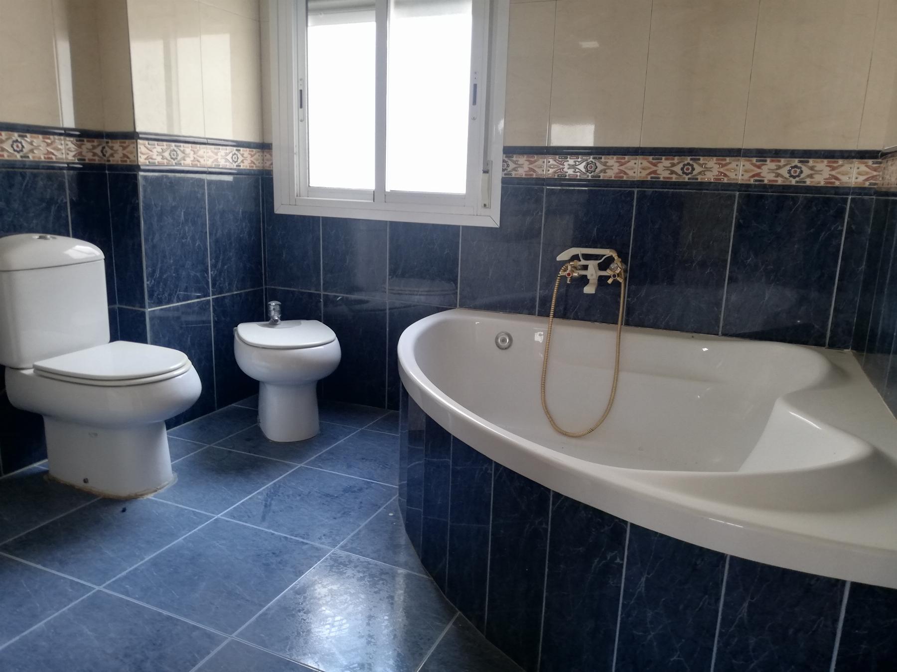 For sale of flat in Alhama de Almería