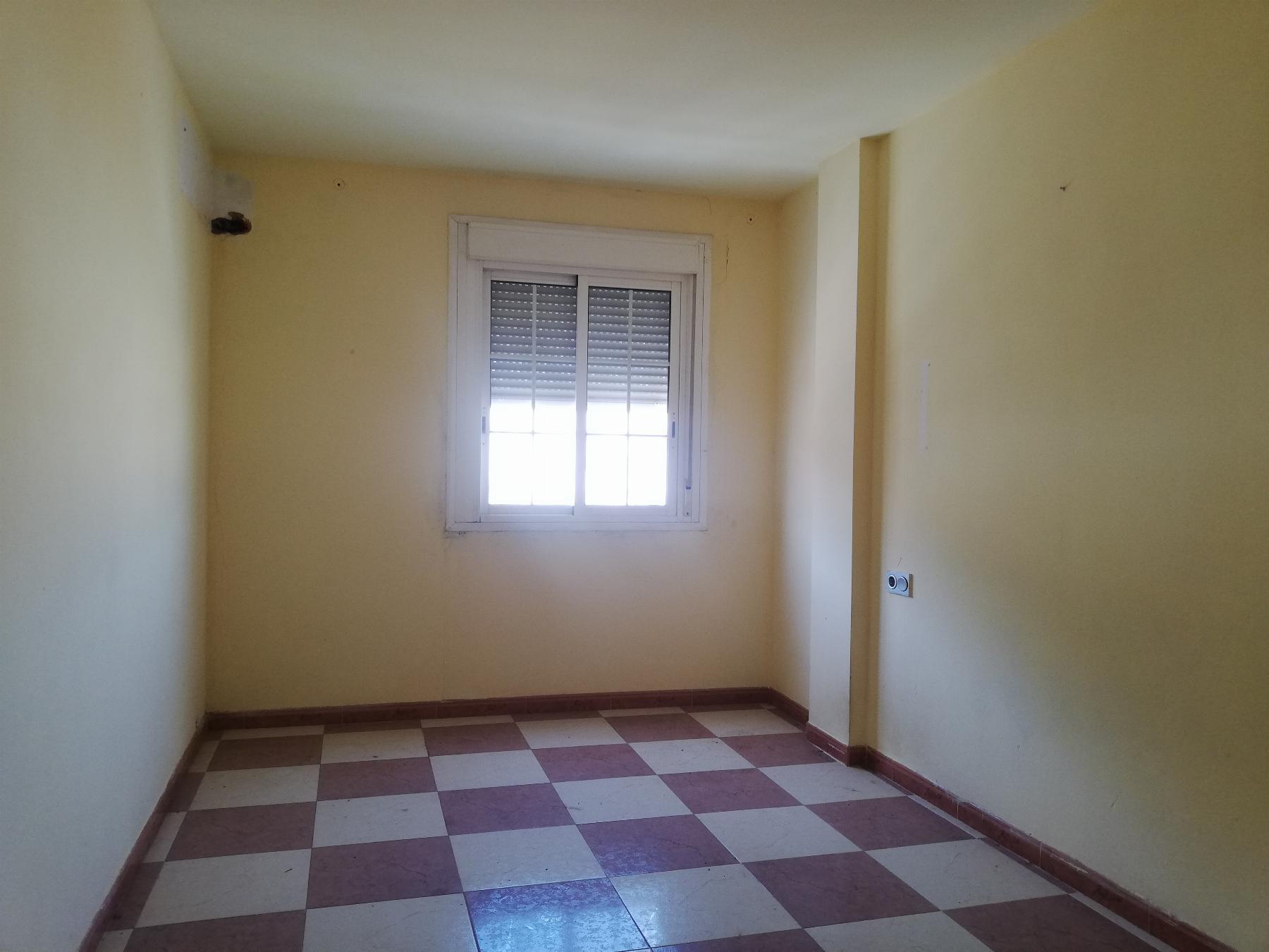 Venta de piso en Alhama de Almería