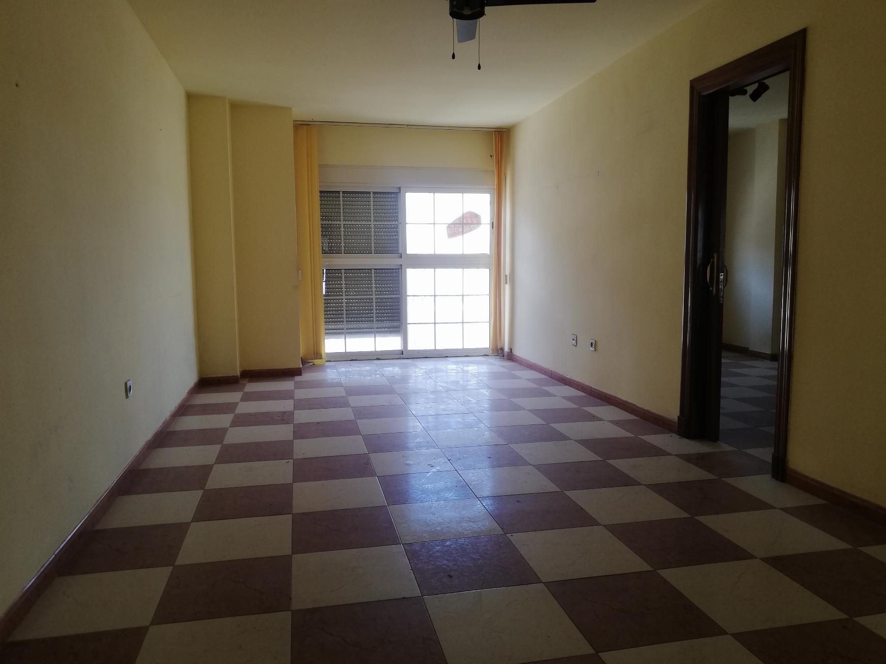 For sale of flat in Alhama de Almería