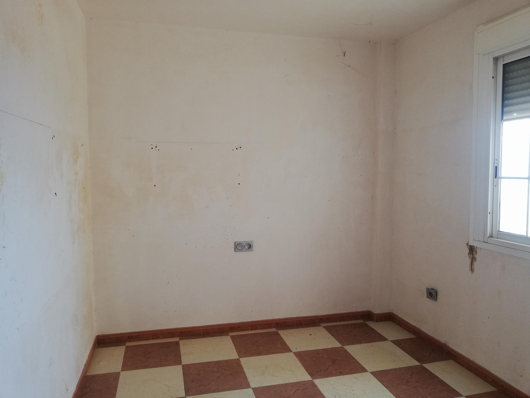 Venta de piso en Alhama de Almería