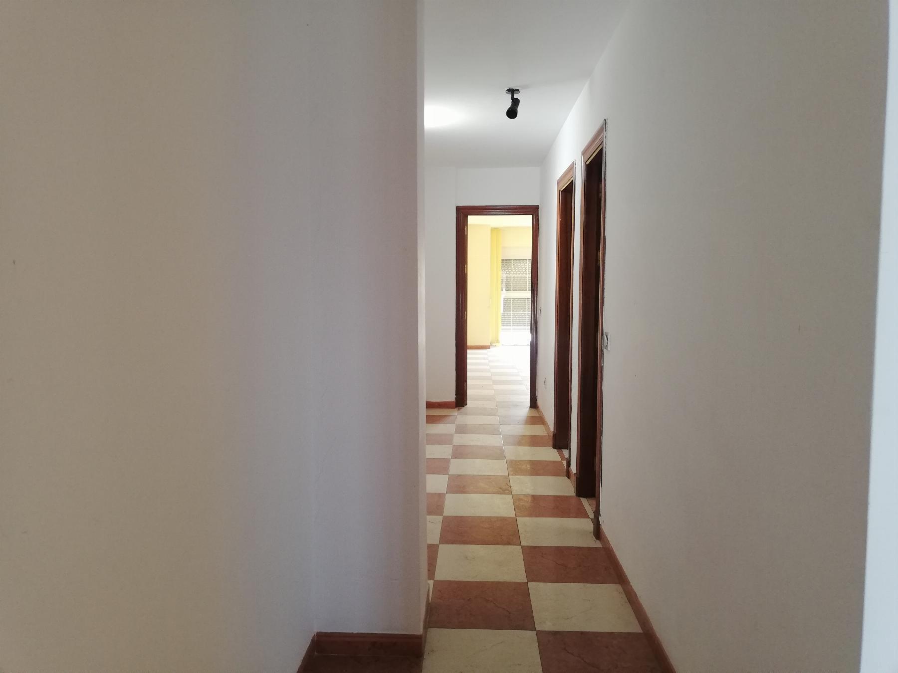 For sale of flat in Alhama de Almería