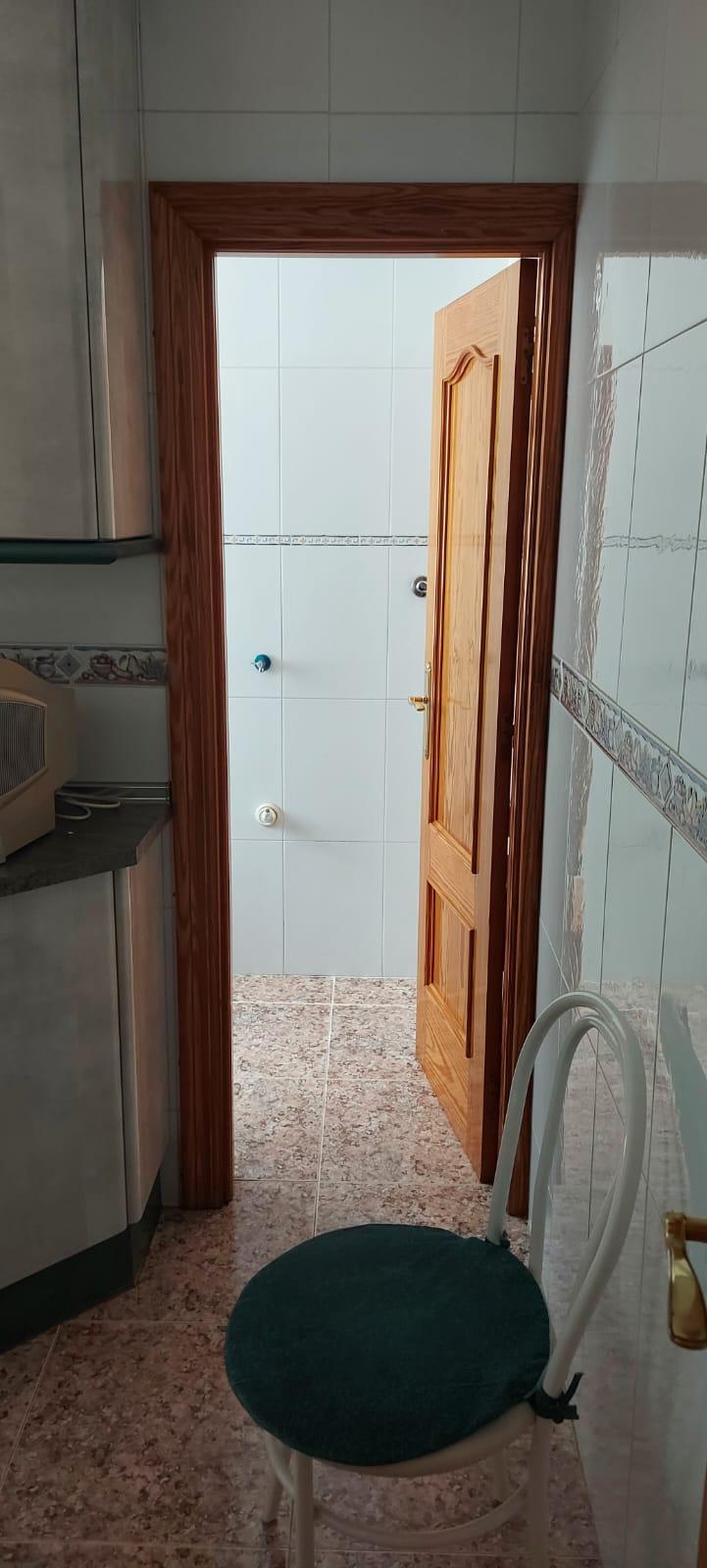 For sale of flat in Almería