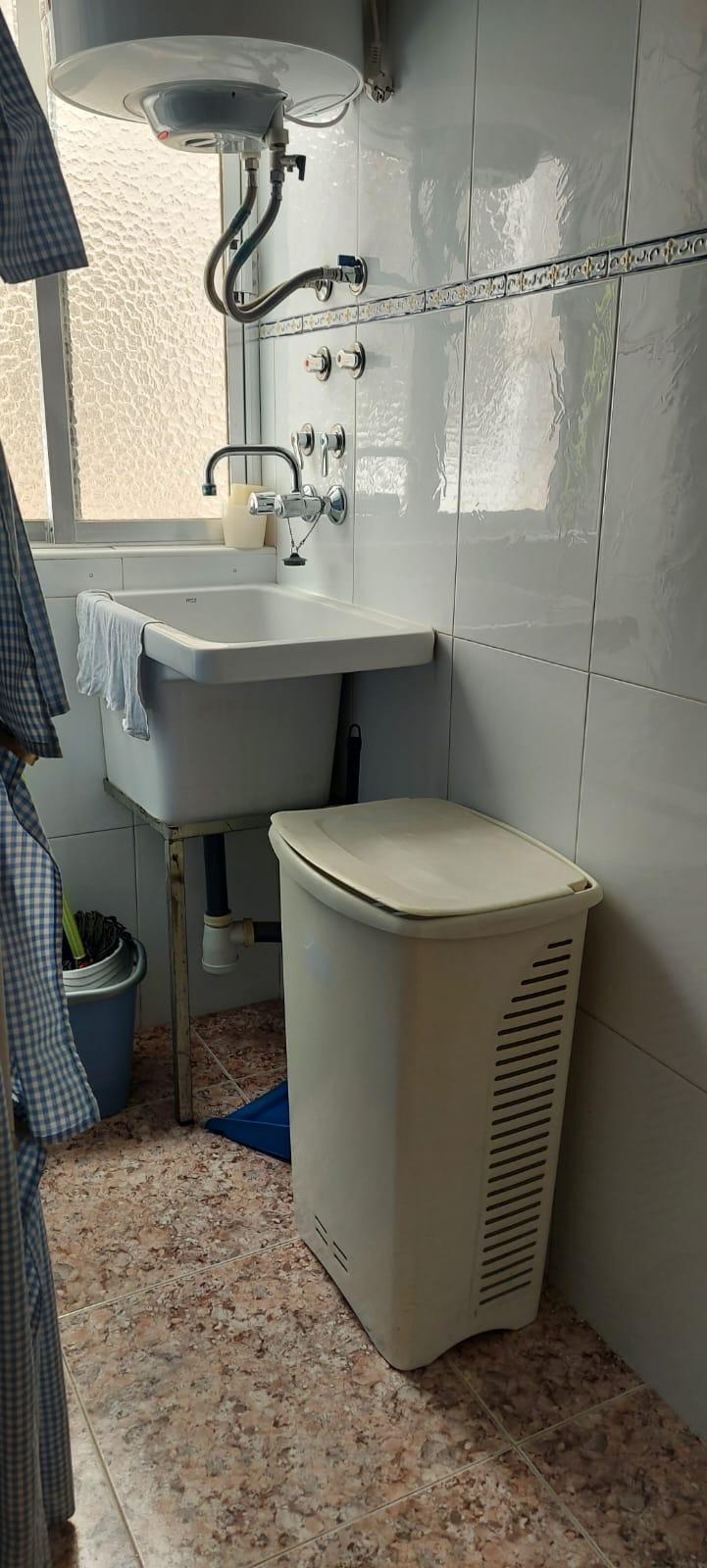 For sale of flat in Almería