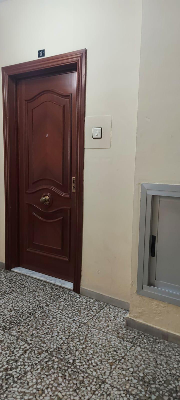 For sale of flat in Almería