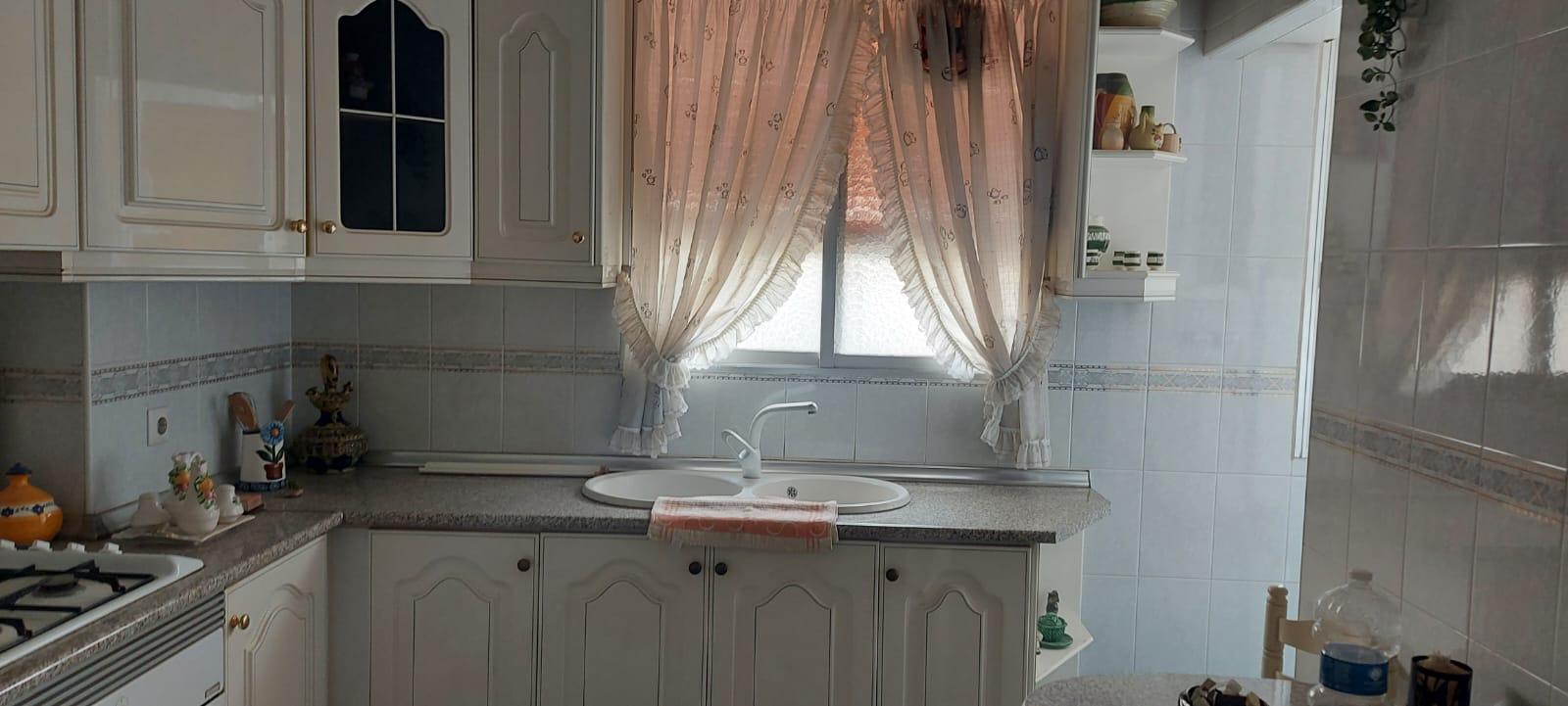 For sale of flat in Almería