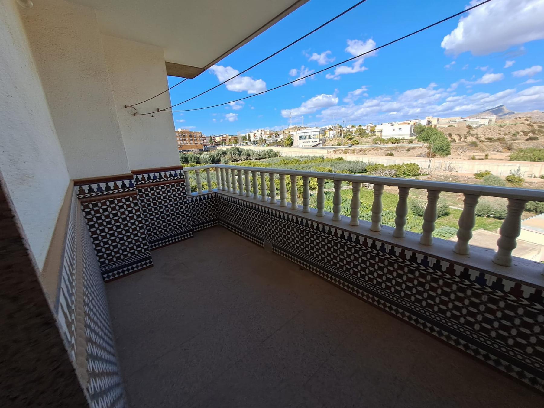 Venta de piso en Benahadux