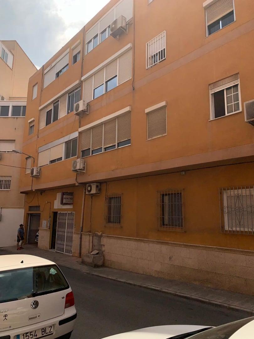 Venta de local comercial en Almería