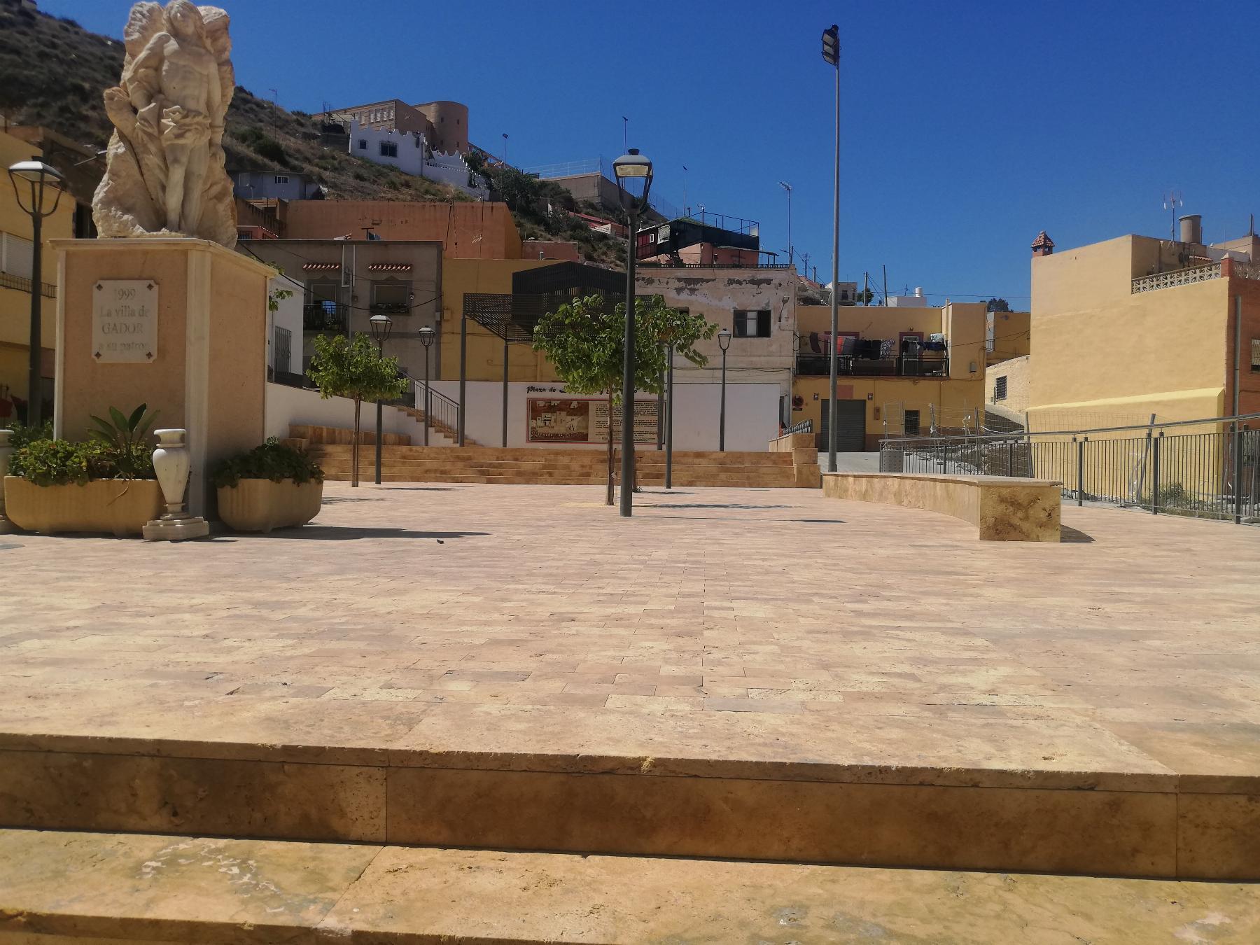 For sale of flat in Gádor