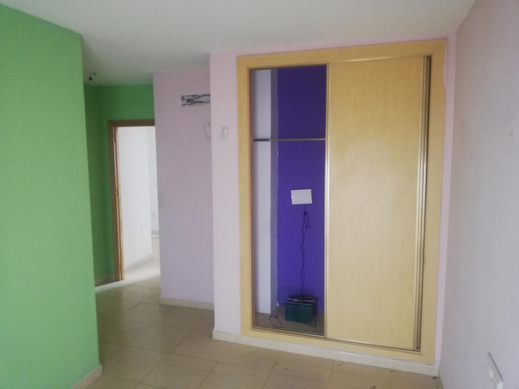 For sale of flat in Gádor