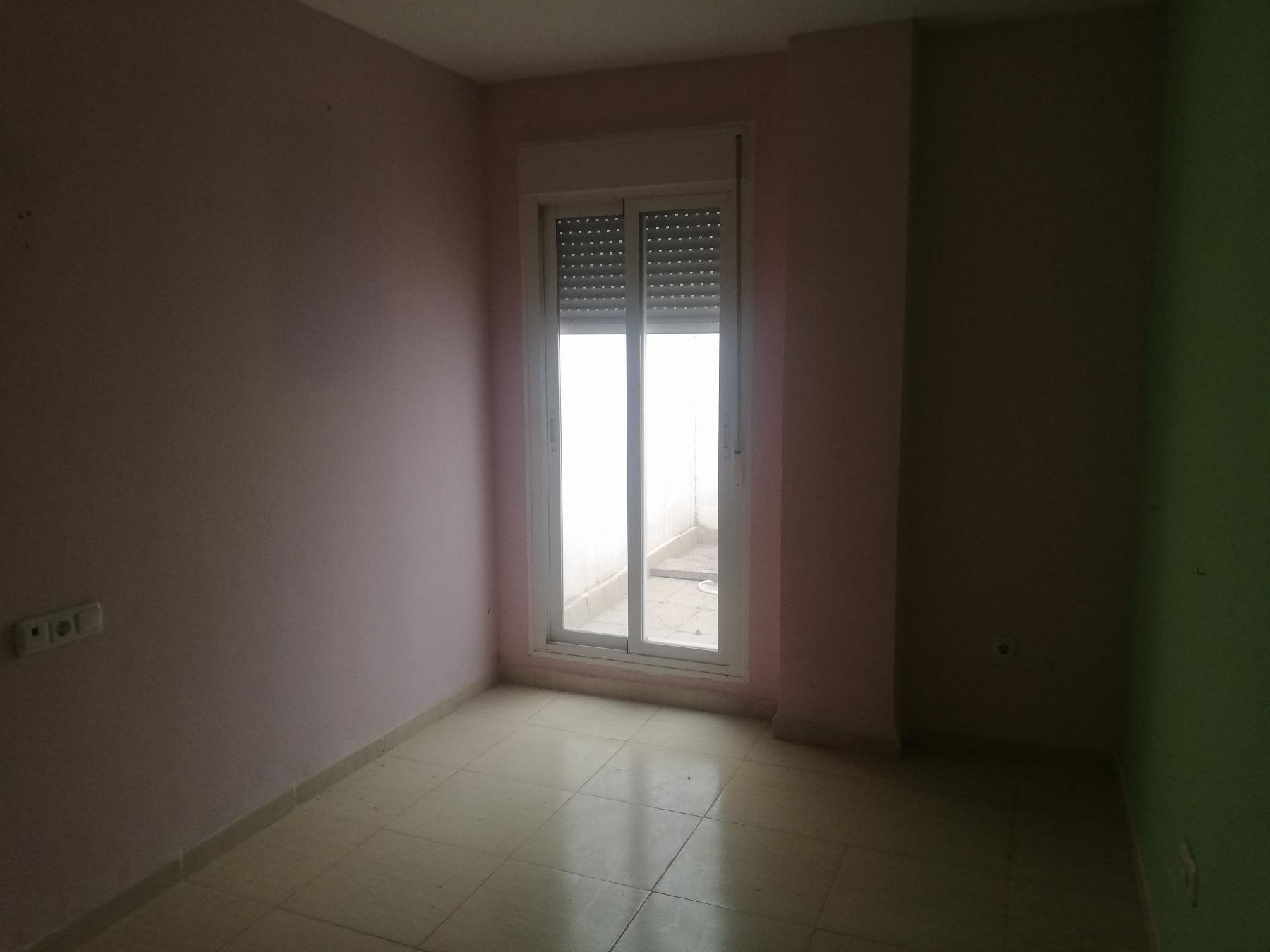 For sale of flat in Gádor