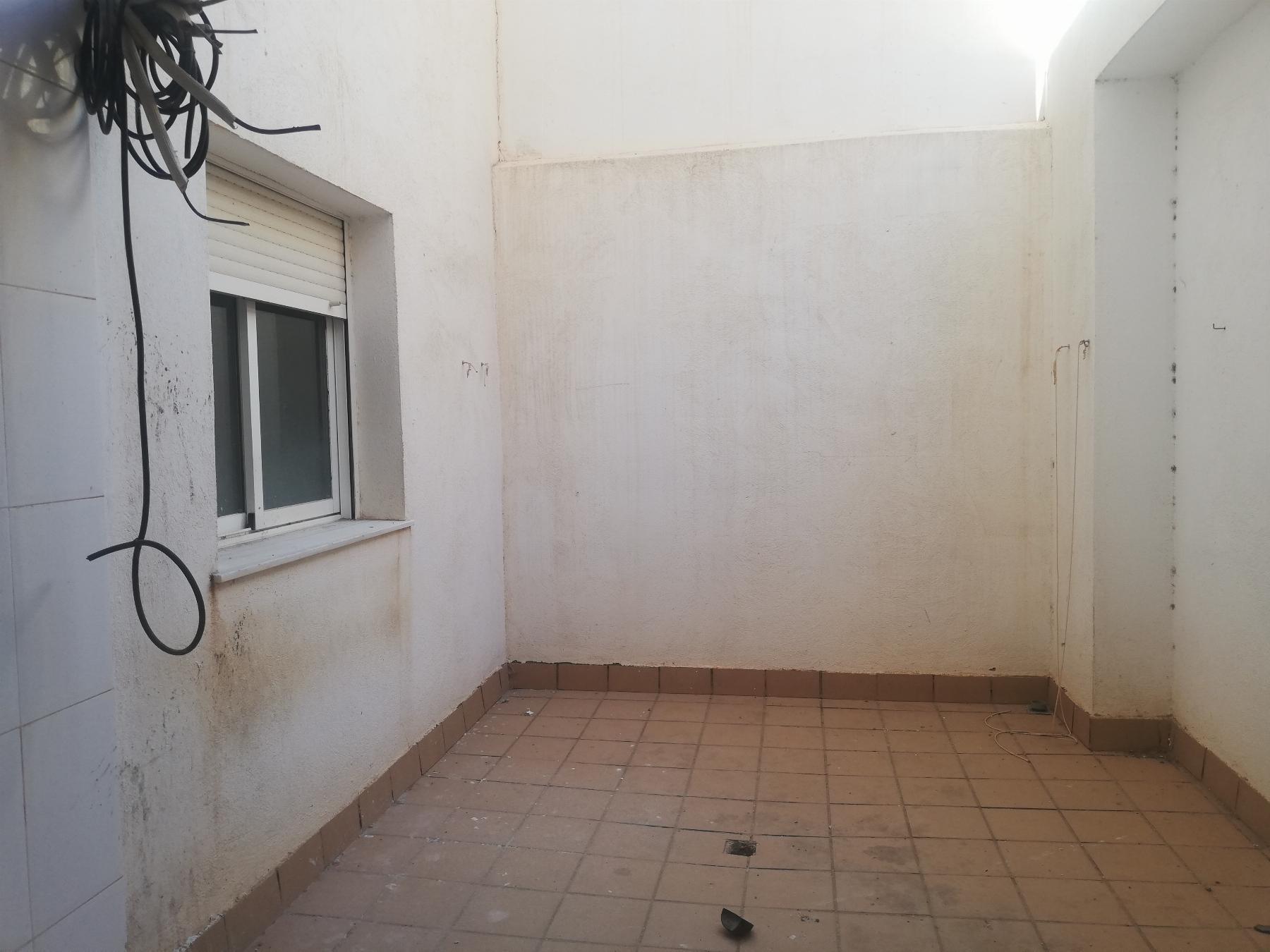 For sale of flat in Gádor
