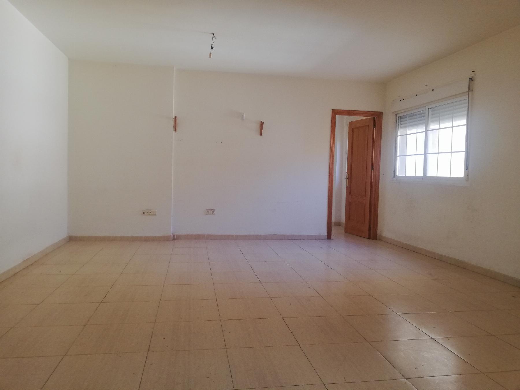 For sale of flat in Gádor