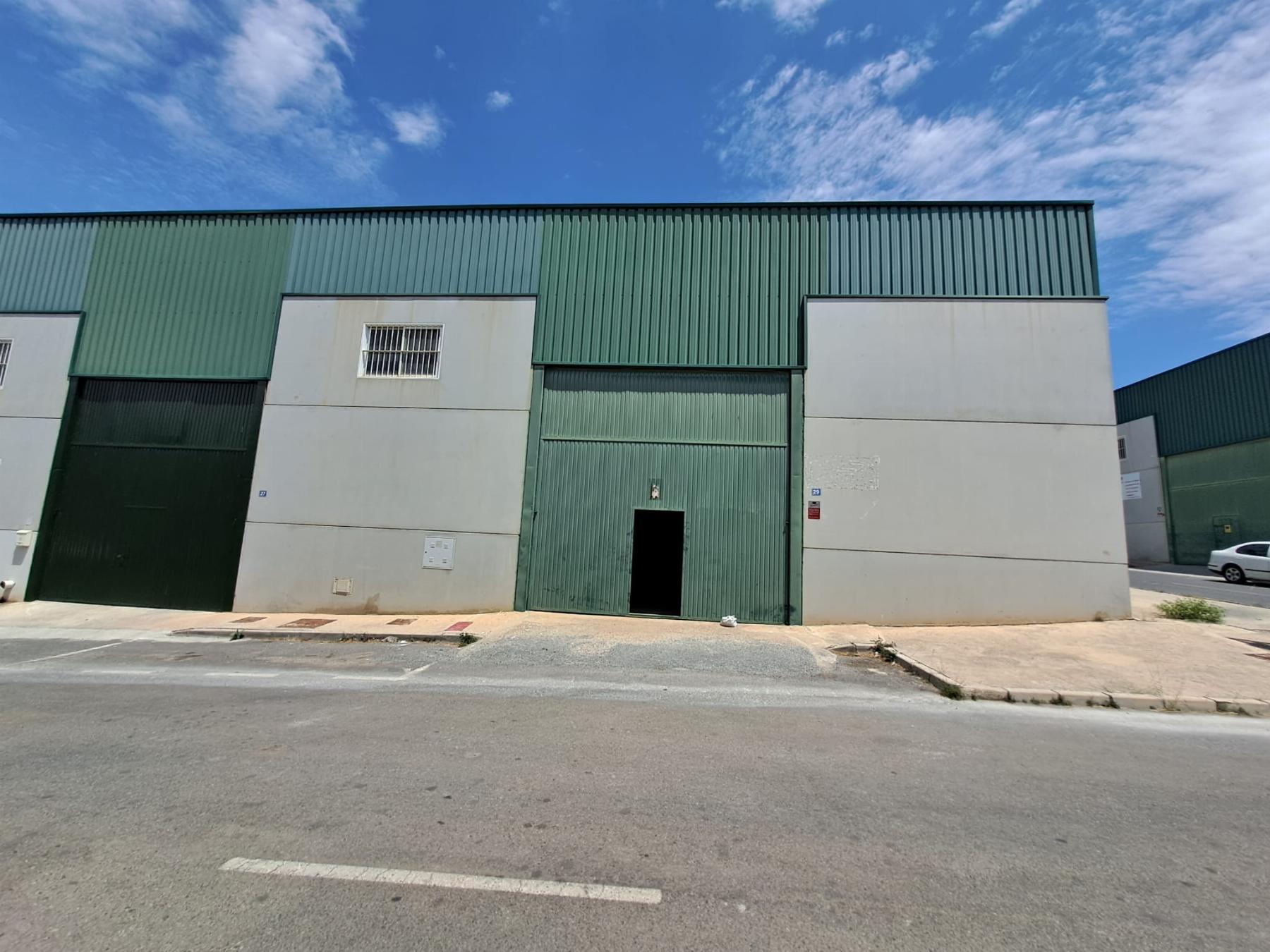 Venta de nave industrial en Viator