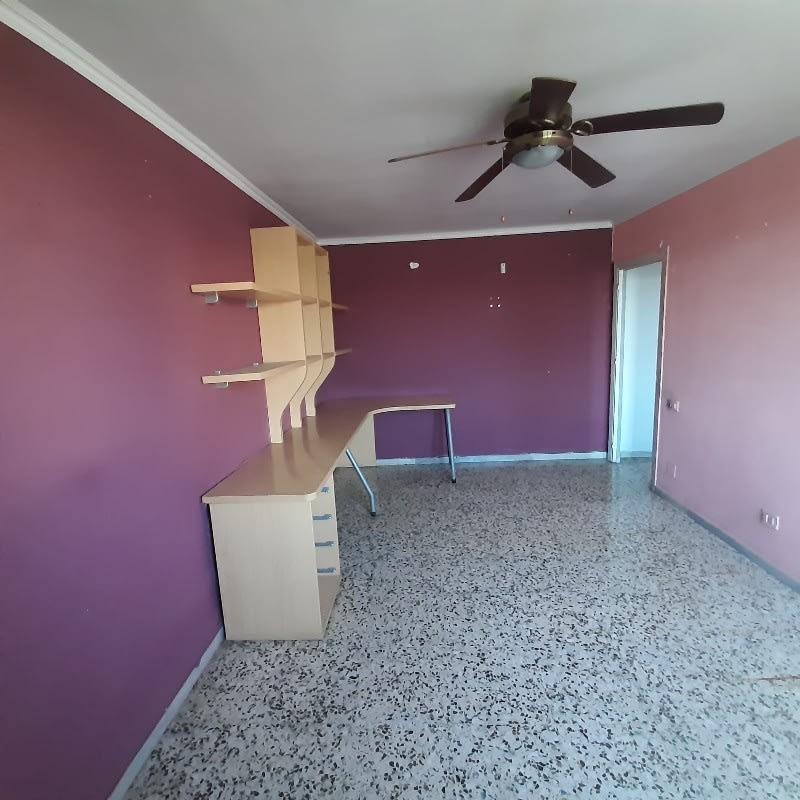 Venta de piso en Almería