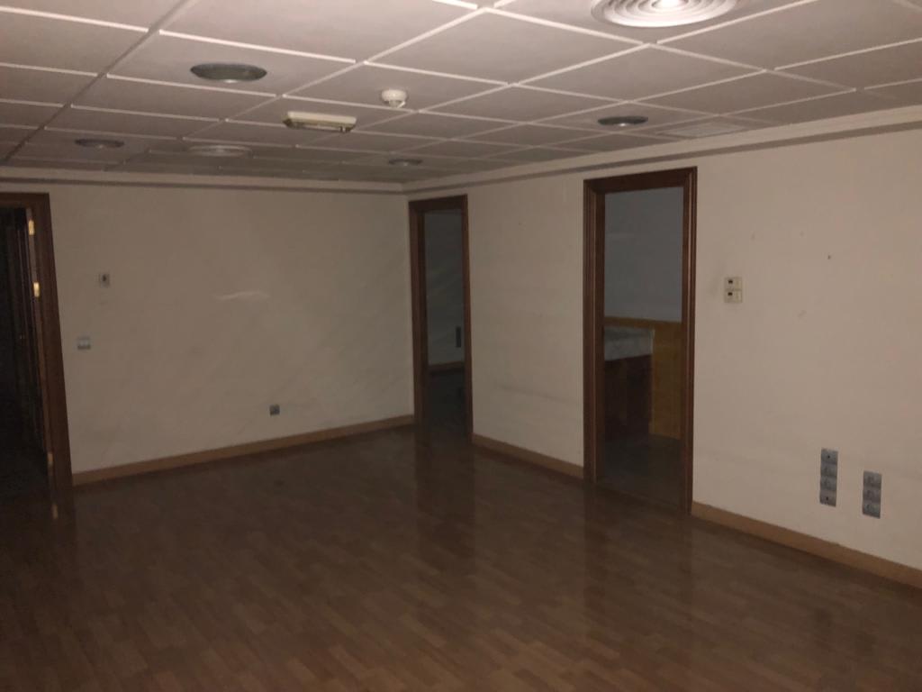 For sale of office in Almería